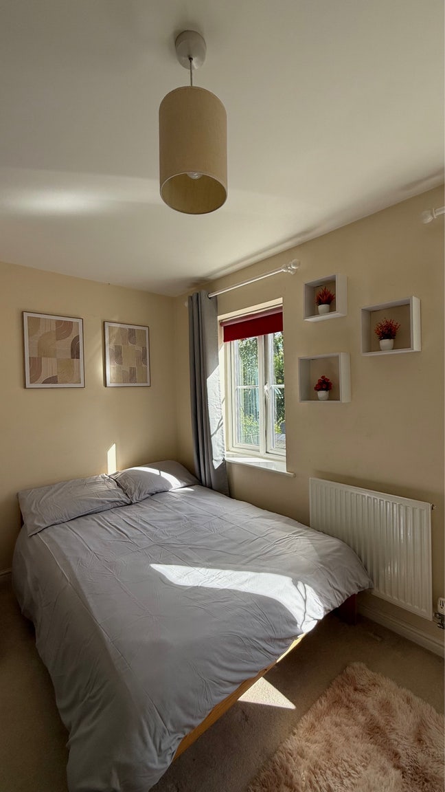 Double room for single occupant Main Photo