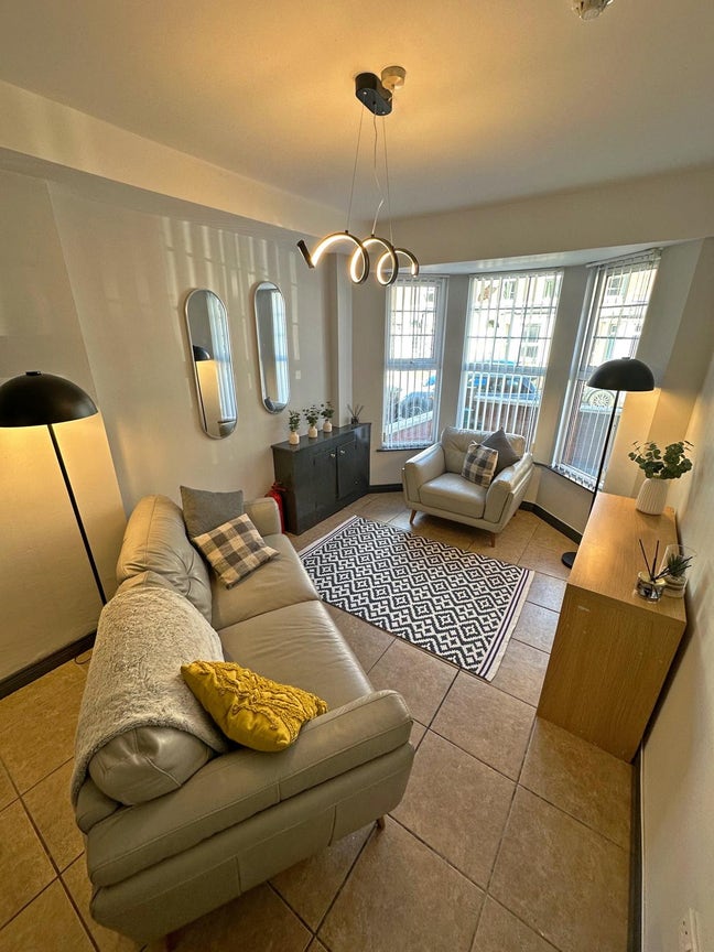 5 Double Rooms All Bills inc Melrose  St  Main Photo