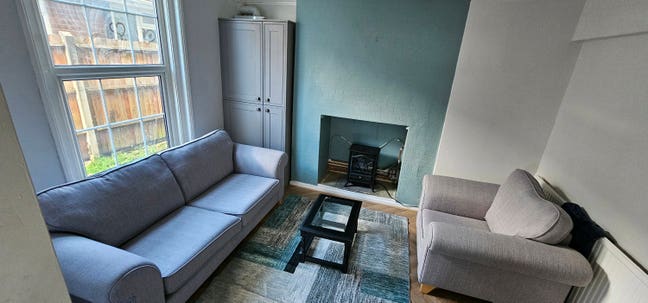 Single Room with Ensuite - Professional Hou Main Photo