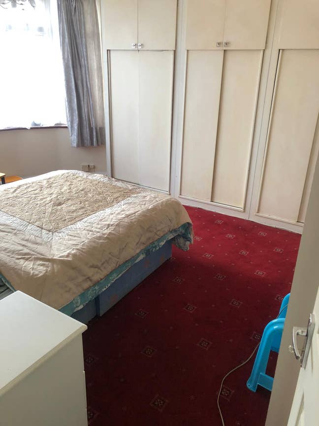 Spacious & Cosy Double Rooms for Rent in – IG4  Main Photo