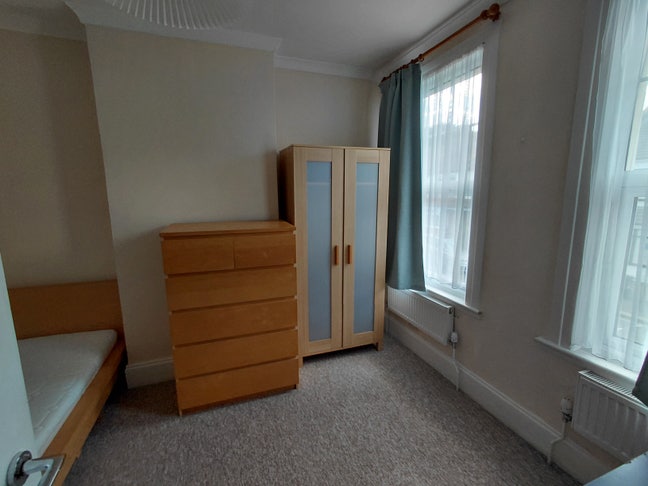 Refurbished double room - quiet house -  Main Photo