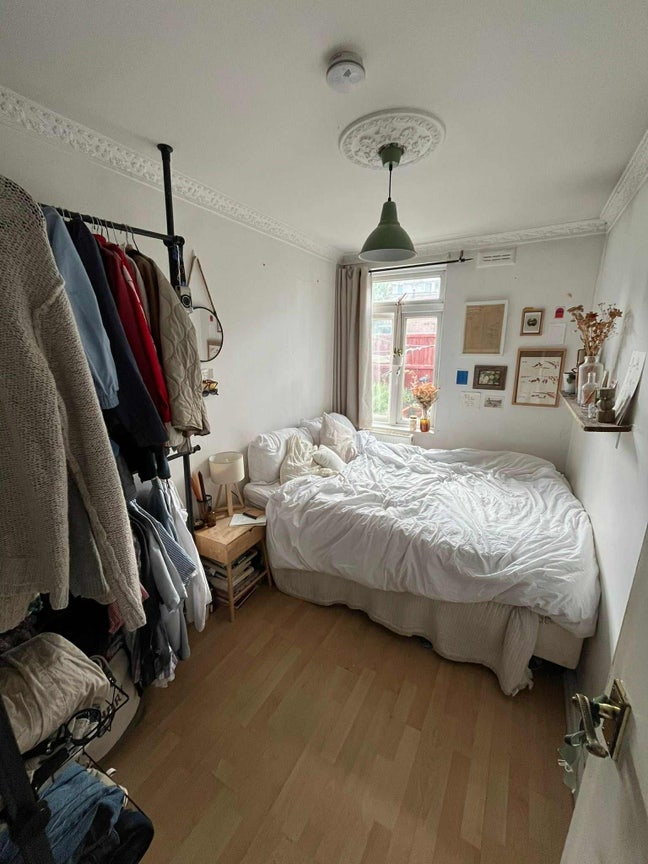 Two cozy rooms in London Fields  Main Photo