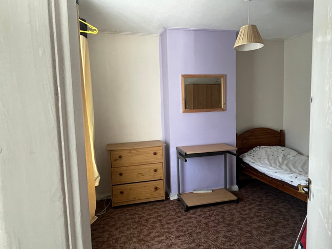 Large room  Main Photo