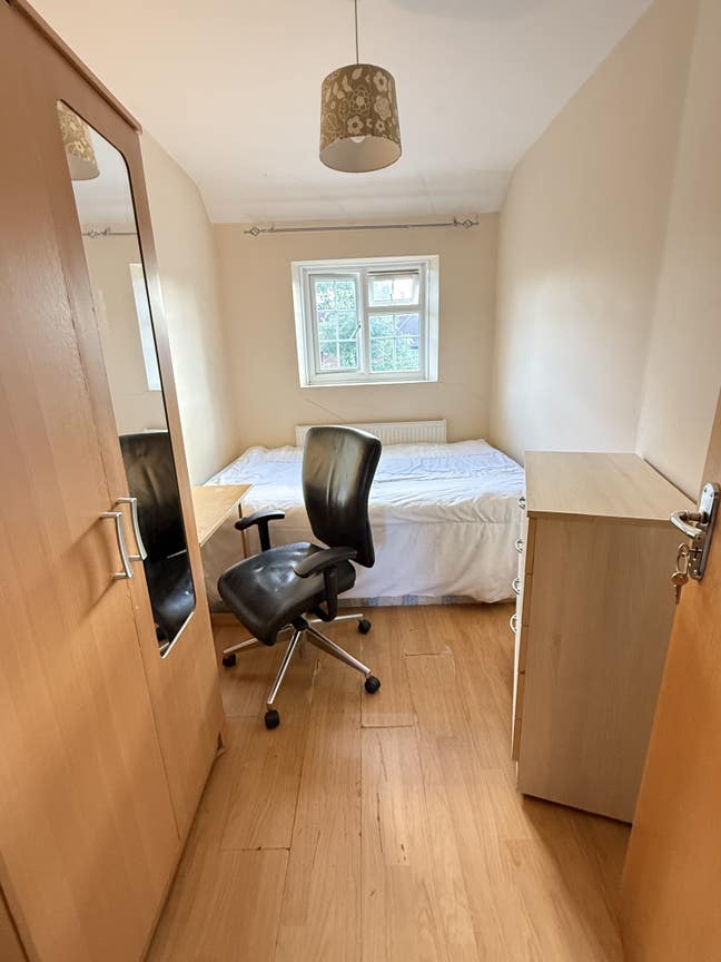 Comfortable room in a quiet house Main Photo