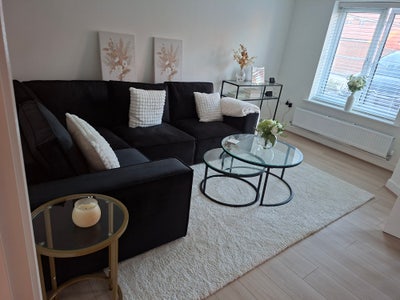 Spare double room to rent Main Photo