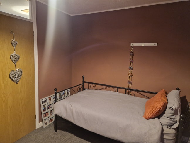 Double room in cosy house with friendly dog Main Photo