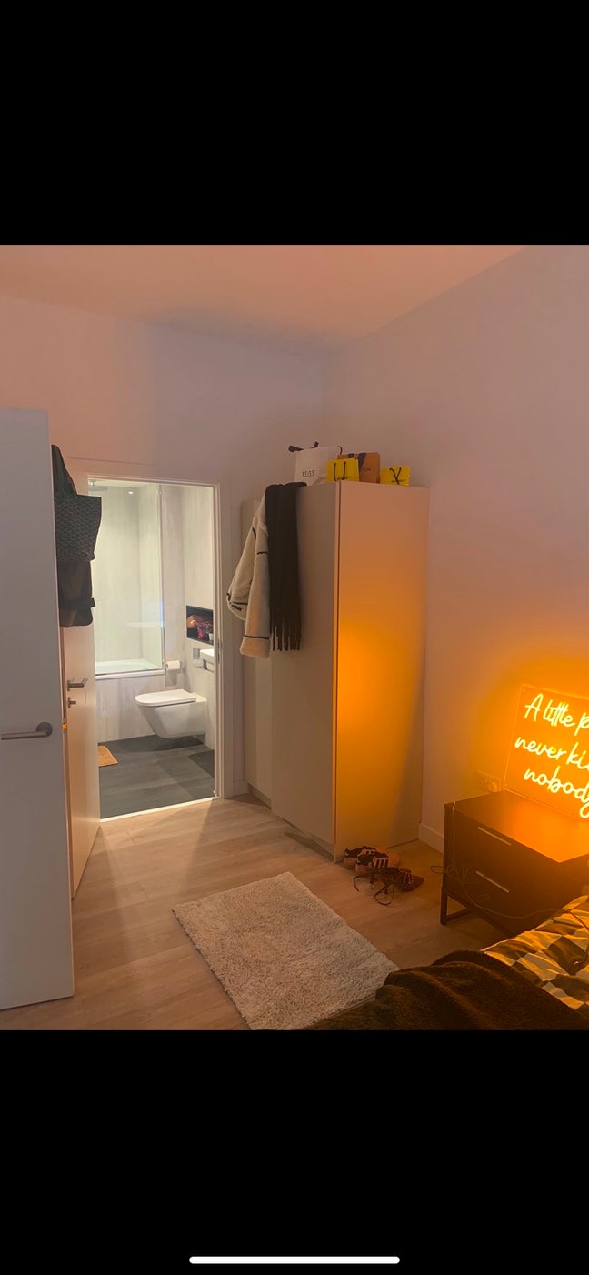 Stunning double bedroom available from January  Main Photo