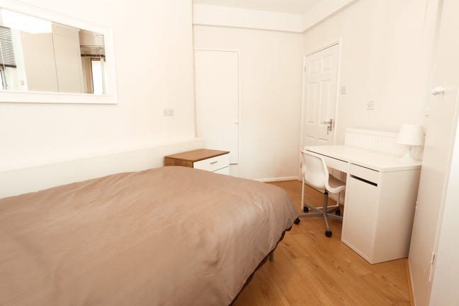 ✨ Last  Room! Don't miss it! 2 Bathrooms !! Main Photo
