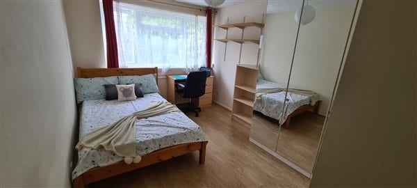 5 Gorgeous Double rooms available  Main Photo