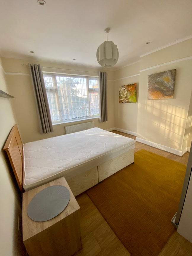 Double room in Bexleyheath town centre Main Photo