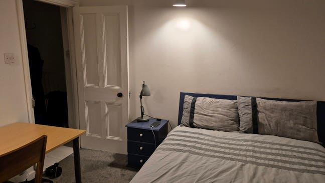 Lovely, double room in Central Falmouth Main Photo