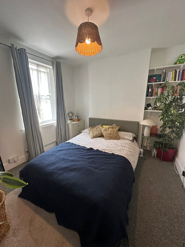 Room available in central Brighton  Main Photo