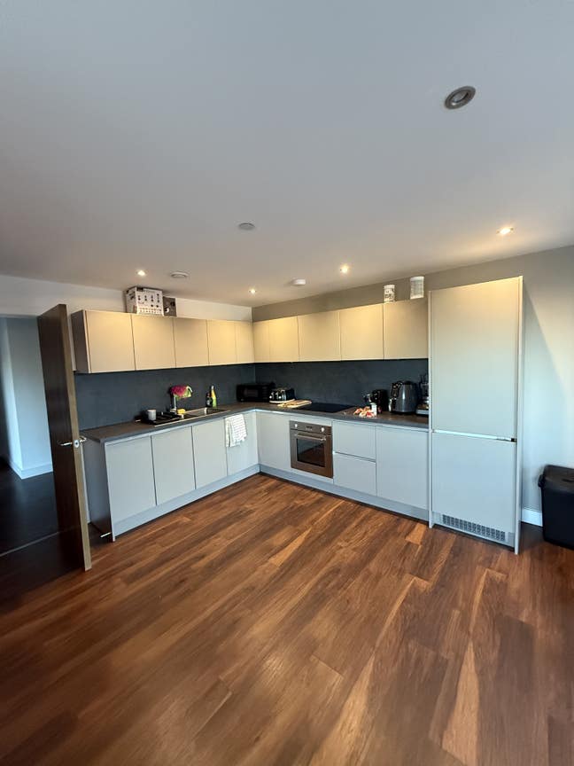 Double Room For Rent in City Centre💗 Main Photo