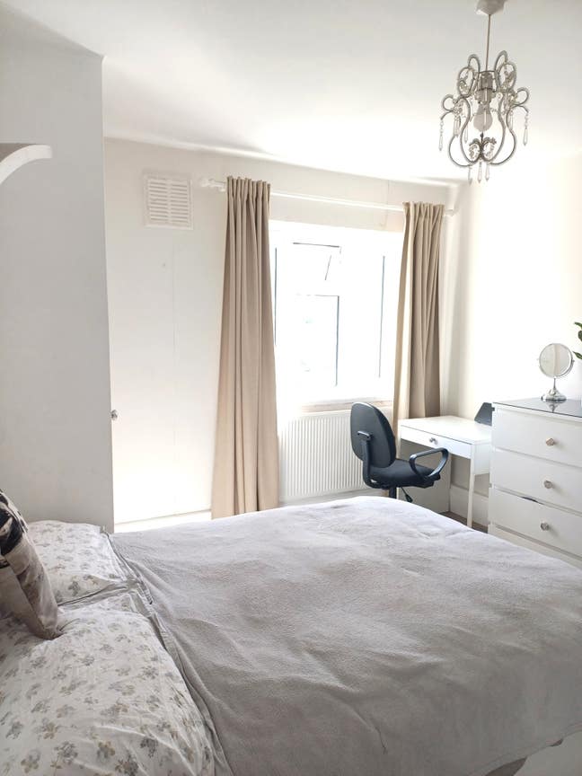 Double Room Available in Greenwich  Main Photo