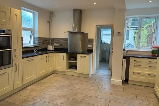 ✨Stylish Room in Wolverhampton✨ Main Photo