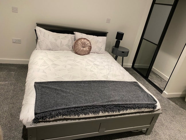 Furnished Double Room With Private Bathroom, Grays Main Photo