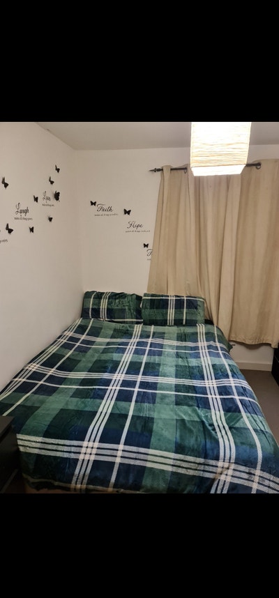 Decent Ensuite Double Bedroom Main Photo