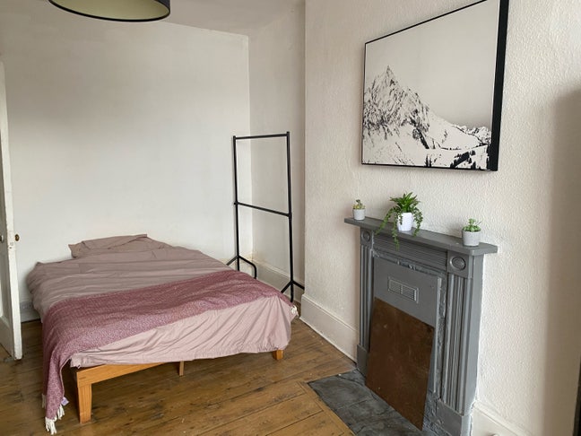 Large double room Main Photo