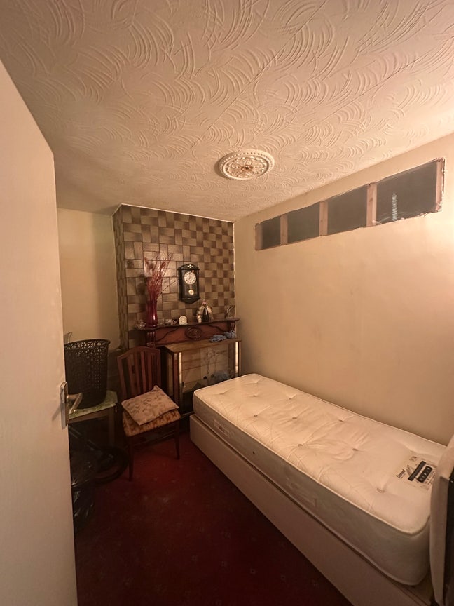 Ladies room Main Photo