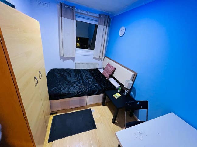 Next to Stepney Green / Limehouse Zone 1 Zone 2 Main Photo