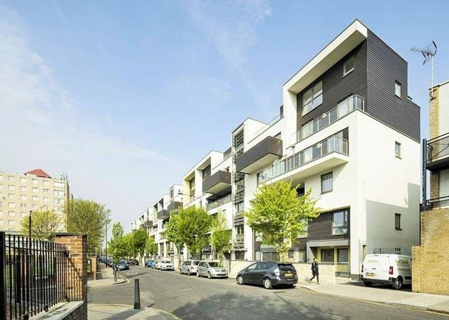 Modern Double Room in Canary Wharf/Crossharbour  Main Photo