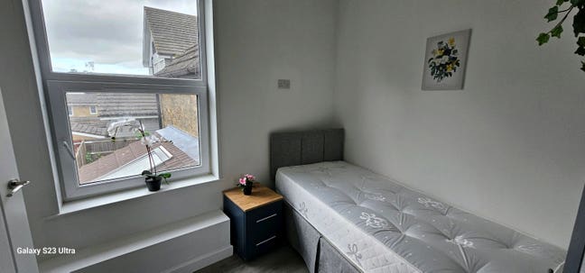 Single room, available 20th of October  Main Photo