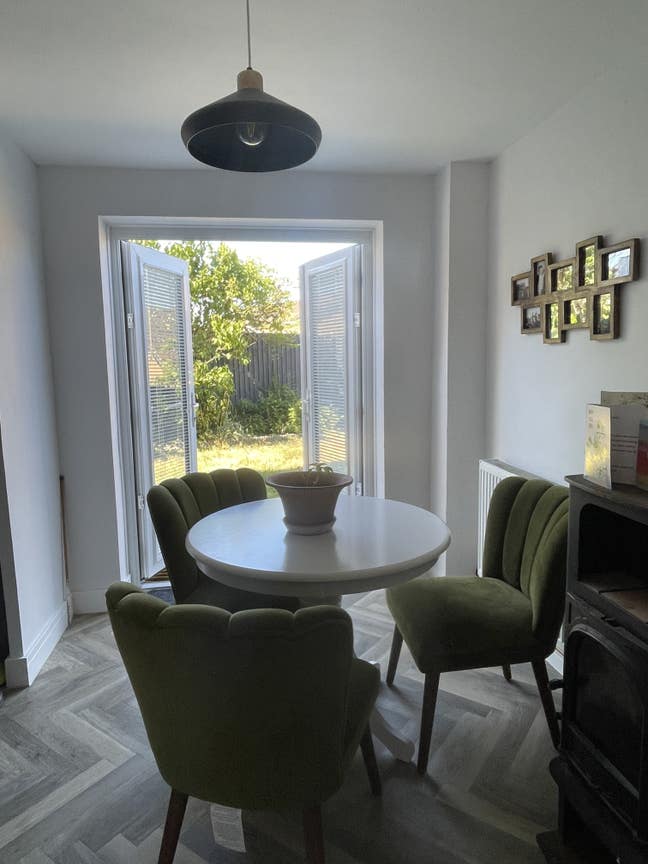 Fully Furnished Double Room Main Photo