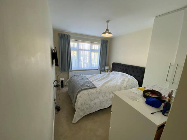 Room to let  Main Photo