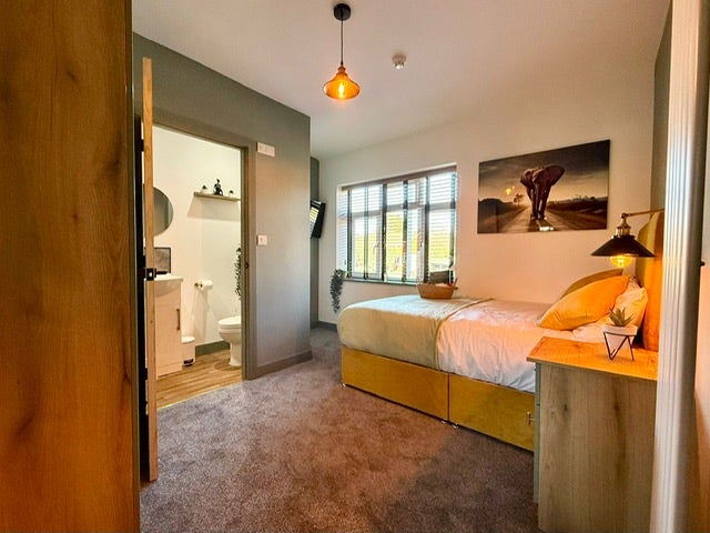 Luxury Co-Living Main Photo
