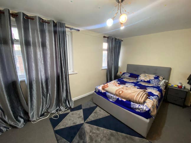 Double room in E4 9LZ Main Photo