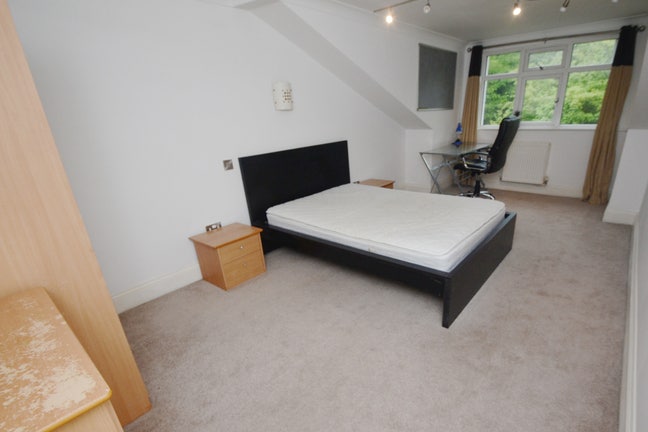 Student House Share - Kingswood Road, Fallowfield  Main Photo