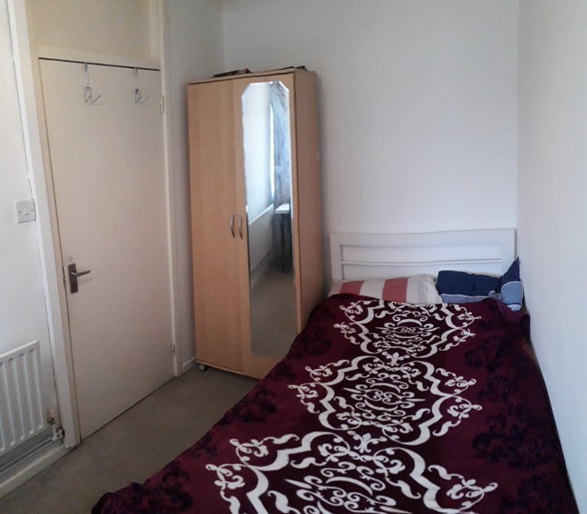 Double Room to Rent – Westferry/Mile End Main Photo