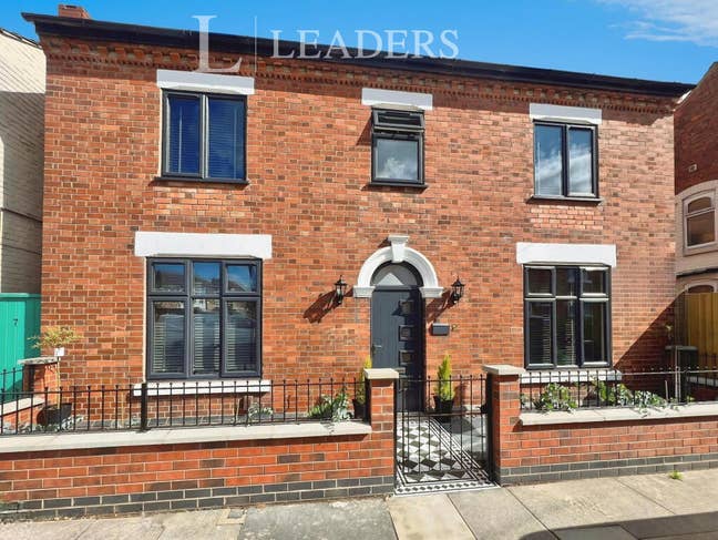 Room 8 Gladstone Street, Long Eaton Main Photo