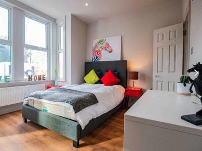 🏠Lovely Ensuite and Double Room in Canary Wharf Main Photo