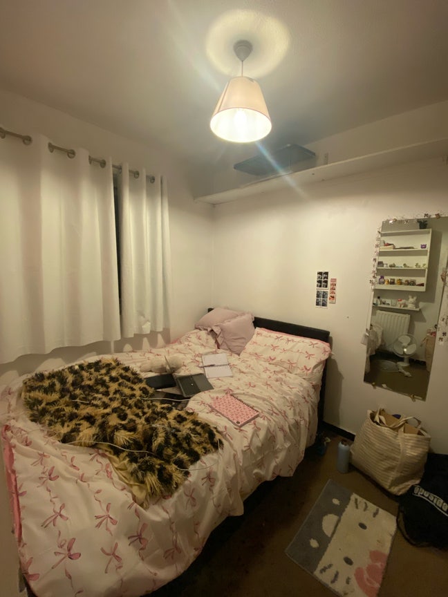 Double room available immediately  Main Photo