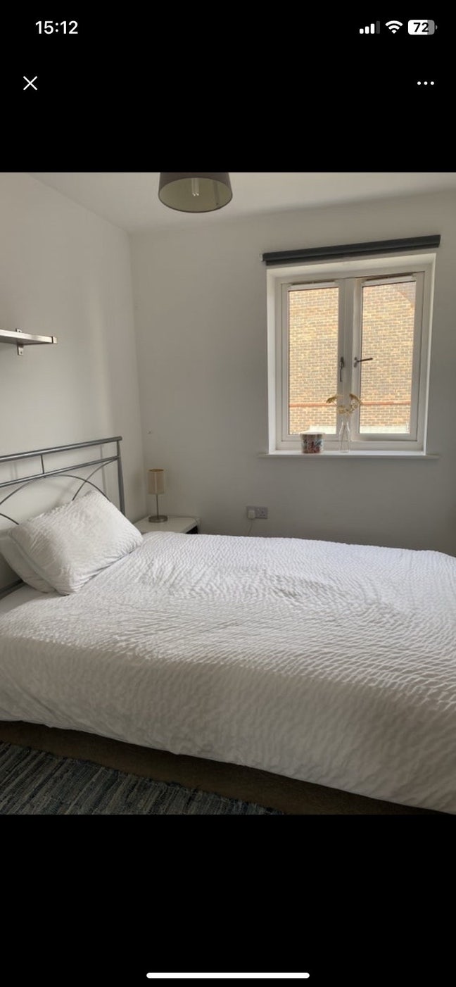  Large single room to rent. Bills included Main Photo