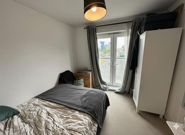 Final Room Available – Student Shared Home Main Photo