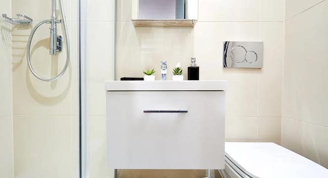 🚨 Urgent Room Replacement – Fast Selling 🚨 Main Photo