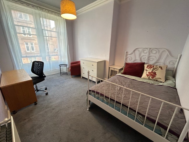 Double Room with furniture in Glasgow West End Main Photo