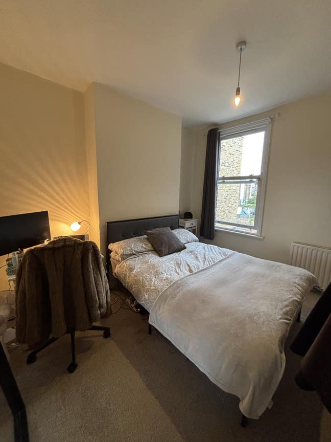 Short Let in West London Main Photo