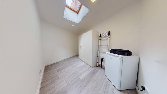 Single Room In Harrow Road, £700 PCM Main Photo