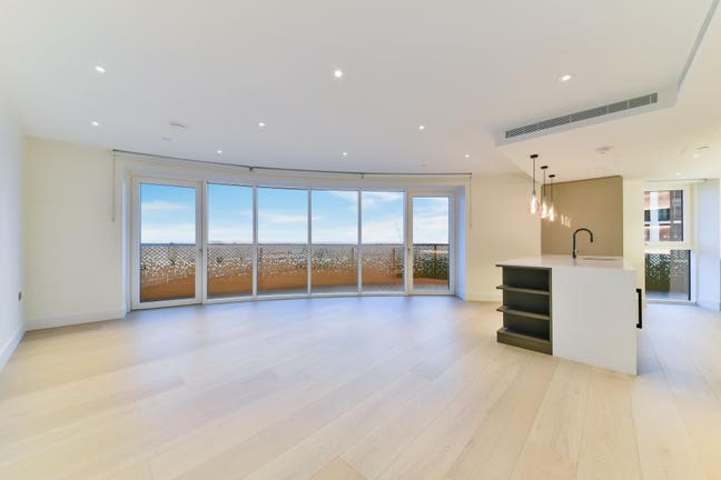 Luxury High Floor Apartment with Views W12 Main Photo