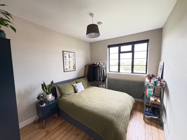 Double Room SW16 – Great views over the city! Main Photo
