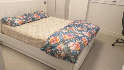 Luxury double bed room near Southall station Main Photo