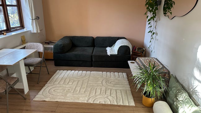 Gorgeous Zen Flat in Surrey, 25 Mins from London Main Photo