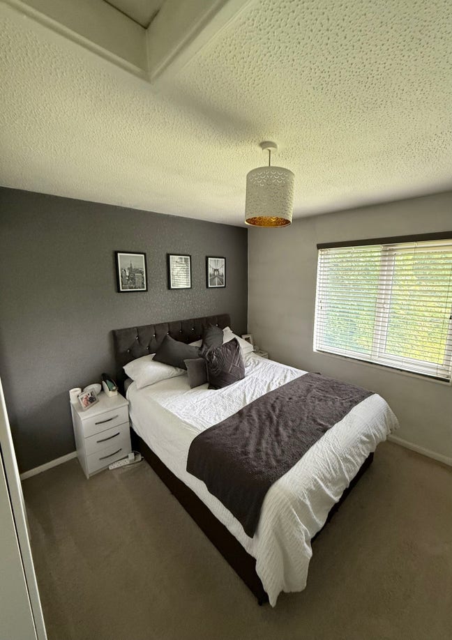 Entire 1 bed flat - Walking distance to station Main Photo