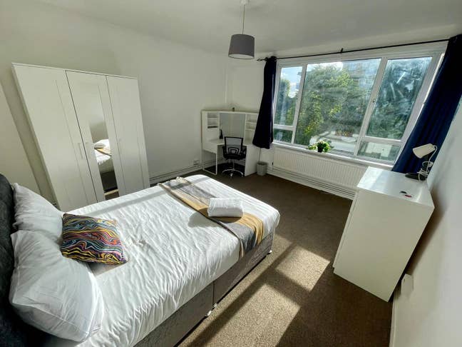 Rent Inc All Bills Double Rooms 2 Baths Lounge NW1 Main Photo