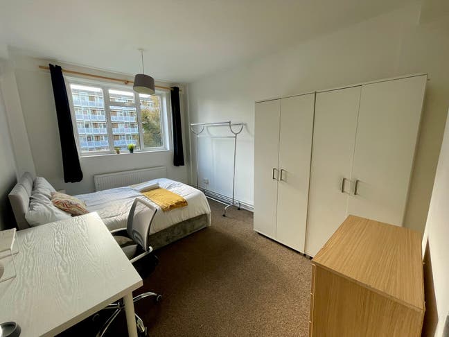 Rent Inc All Bills Double Rooms 2 Baths Lounge NW1 Main Photo