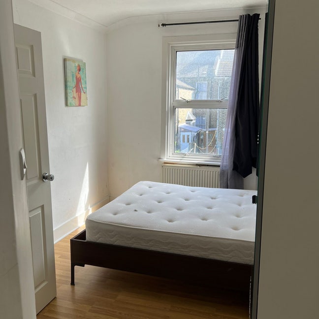 Ensuite room in Canada water/ surrey quays Main Photo