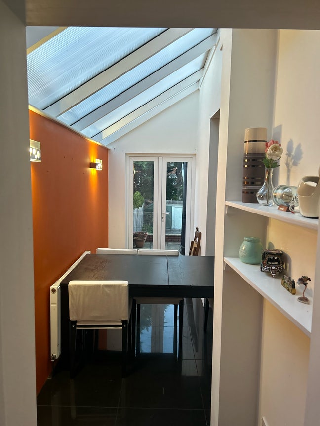 En-suite room for rent  Main Photo